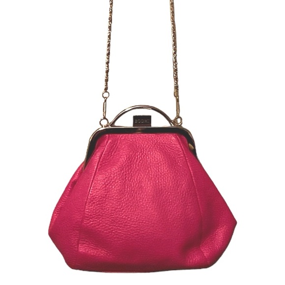 Bodhi fuschia leather shoulder bag silver tone hardware & chain, hinge closure - Picture 1 of 9